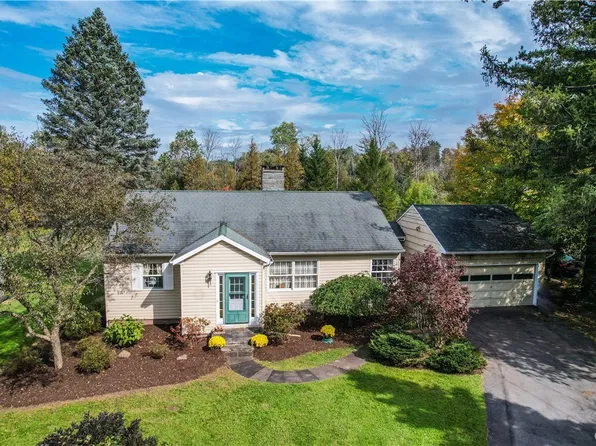56 Chenango St, Cazenovia, NY 13035