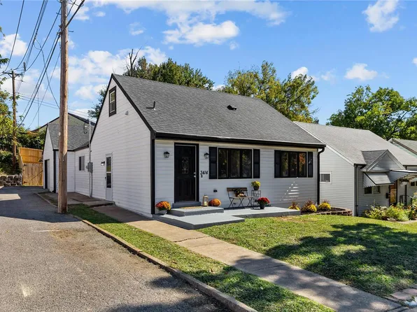 3414 Regal Pl, Saint Louis, MO 63139