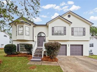 176 Southern Magnolia Ln, Rex, GA 30273