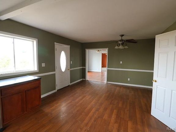 5th image of 5271 Isles Rd