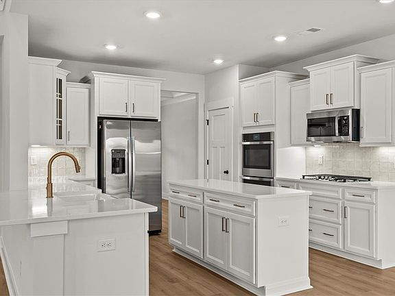 7th image of this home