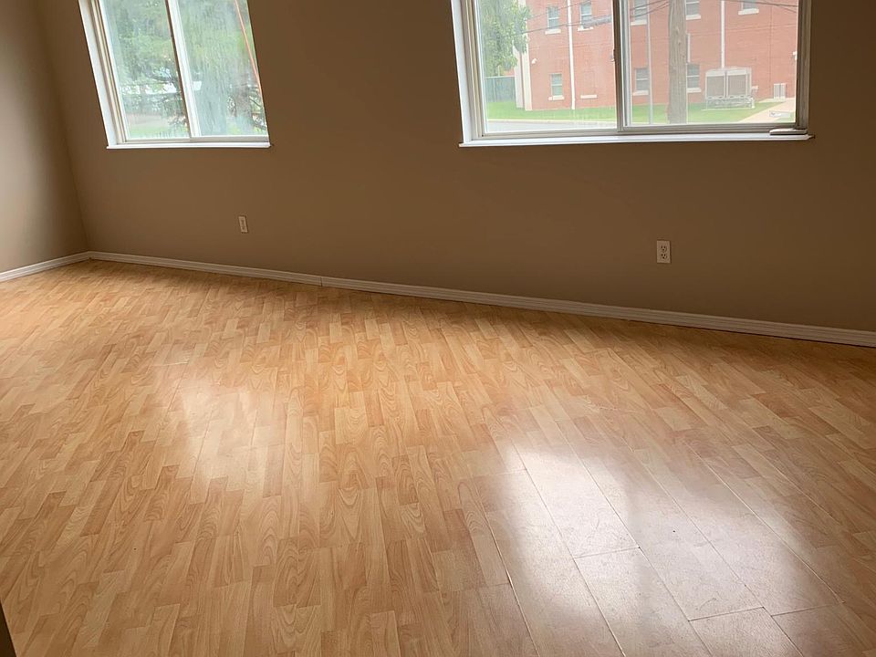 2nd image of 56 Courtney Loop #1