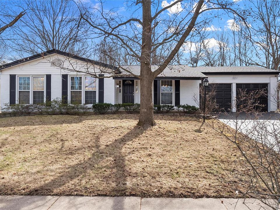 2nd image of 11744 Frontier Dr