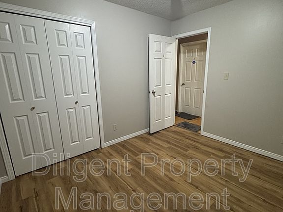 4th image of 641 Fortye Dr
