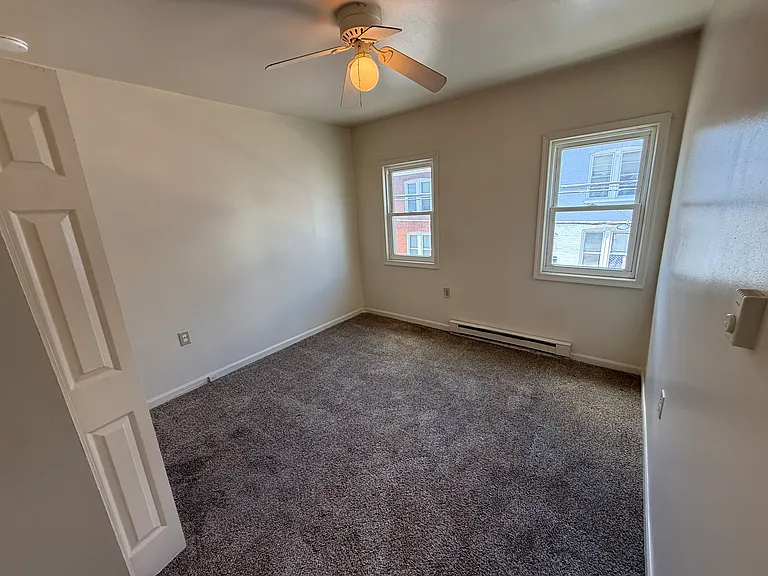 66 Elizabeth St #66 — Photo 9