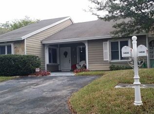 14532 SW 142 Place Cir, Miami, FL 33186