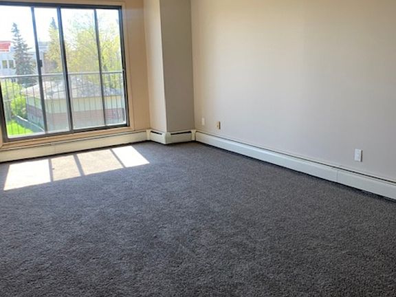 3rd image of 10019 104th Ave #24KEY-340