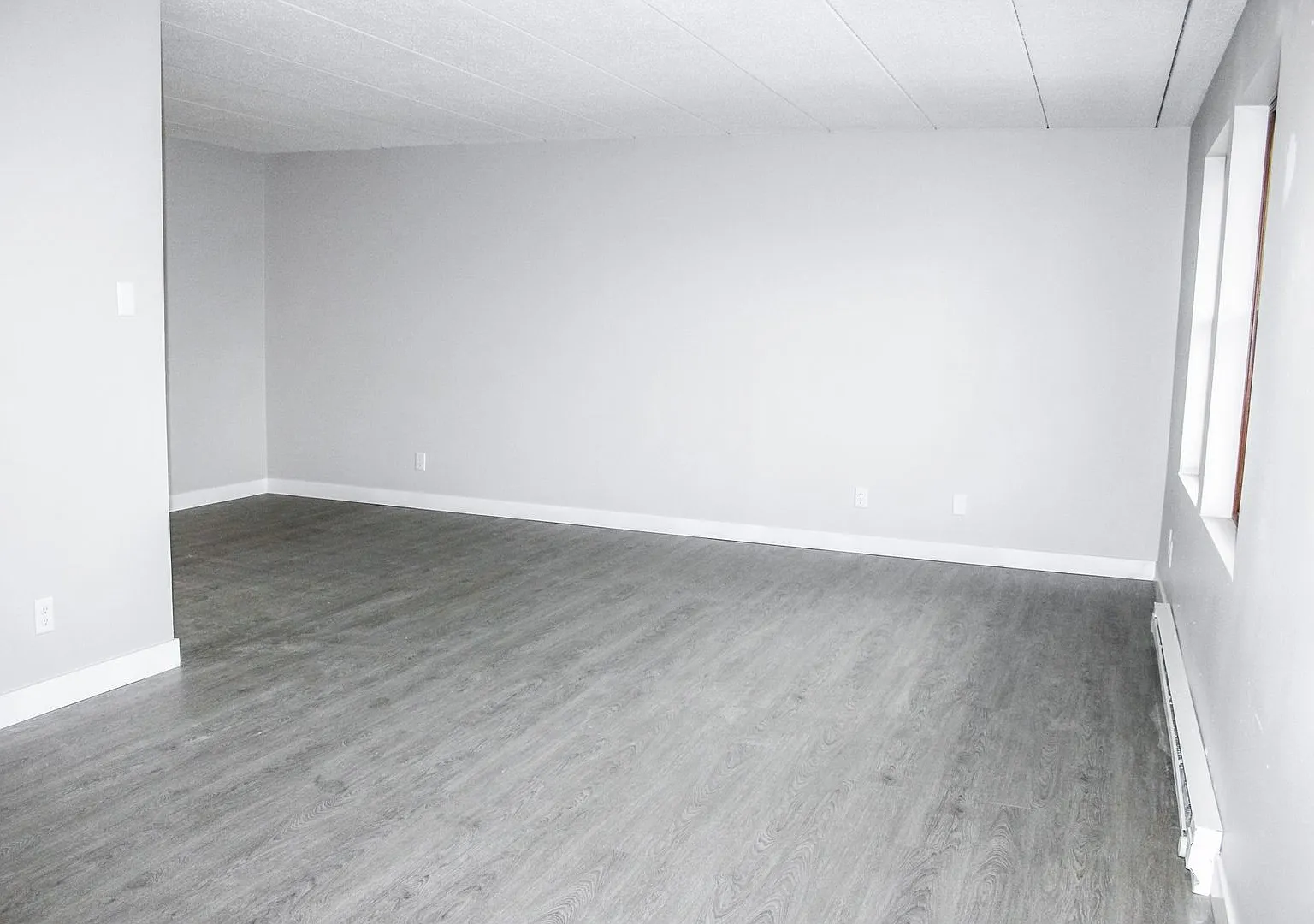 1735 Macauley Avenue — Photo 4