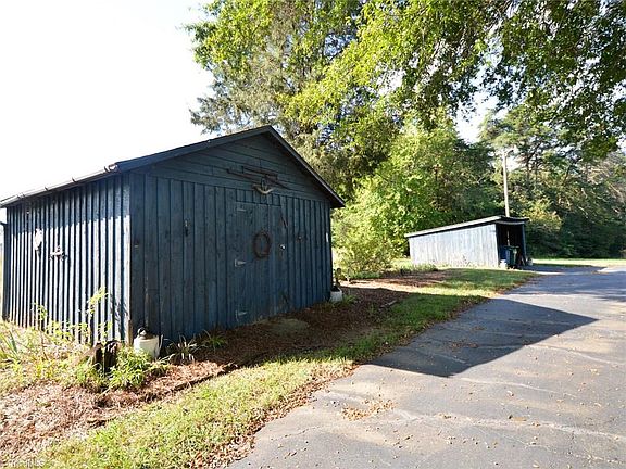 4th image of 1241 State Highway 68