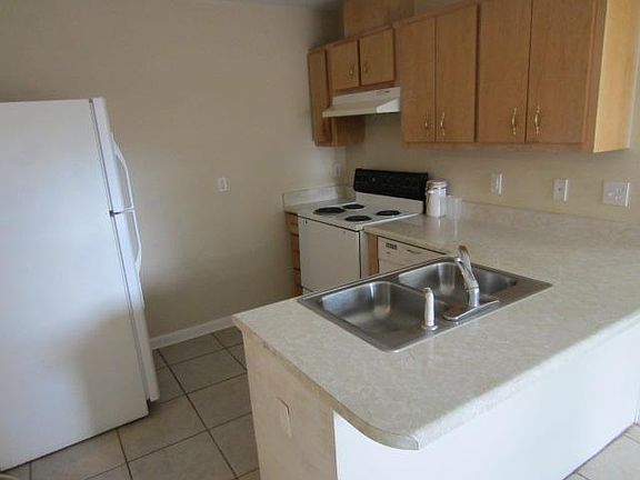 2nd image of 1223 Cleveland St Unit 1
