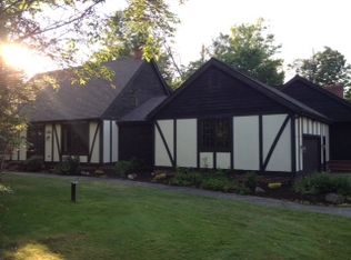 510 Oak Hollow Rd, Aurora, OH 44202