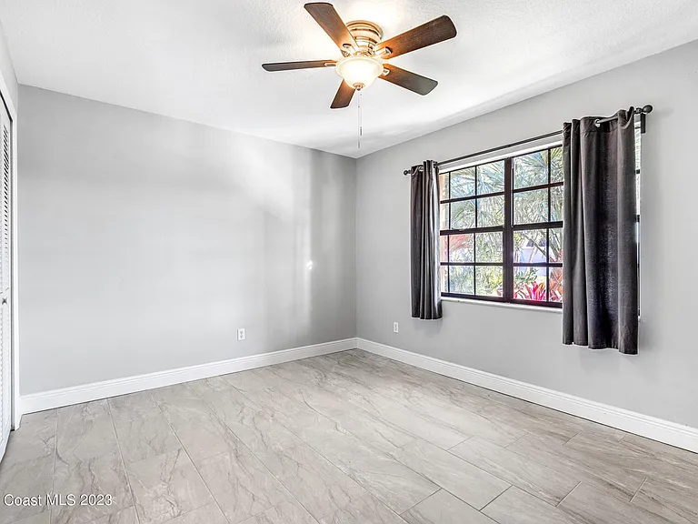 1080 Park Ridge Pl — Photo 25