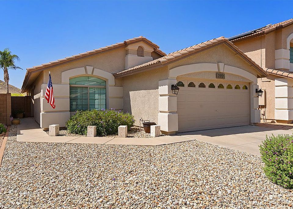 1st image of 2212 E Vista Bonita Dr