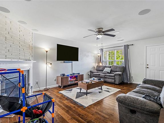 5th image of 5047 Mount Hope Dr