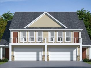 17549 Beechwood Ln, Spring Lake, MI 49456