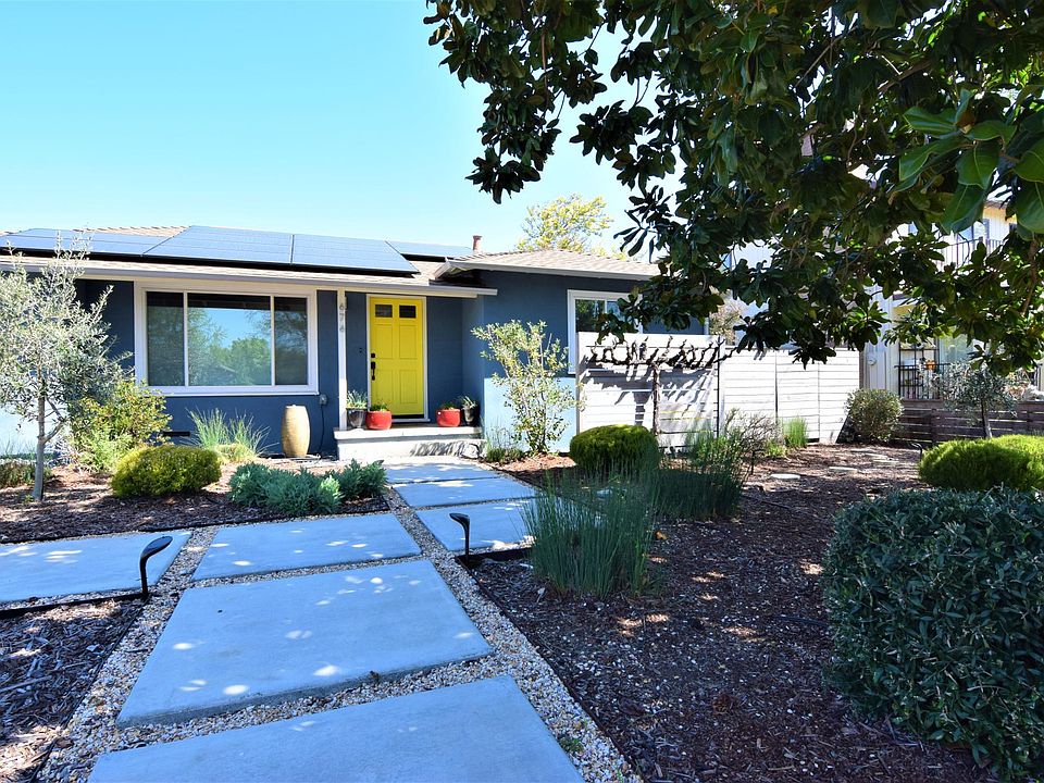 1st image of 676 Verano Ave
