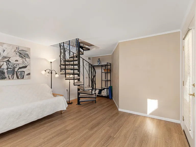 3875 Rogers Rd — Photo 13