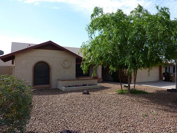 2nd image of 7325 W Dahlia Dr