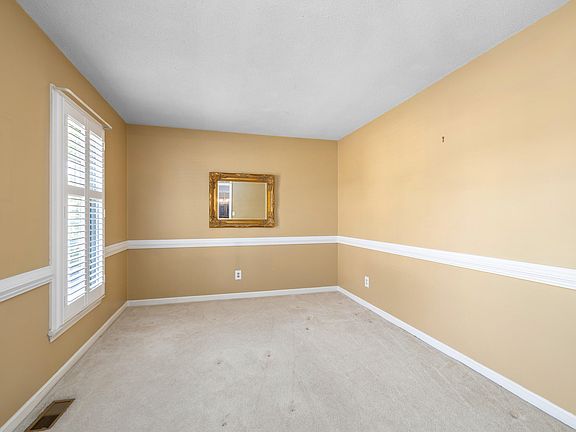 4th image of 844 Bay Blossom Ave
