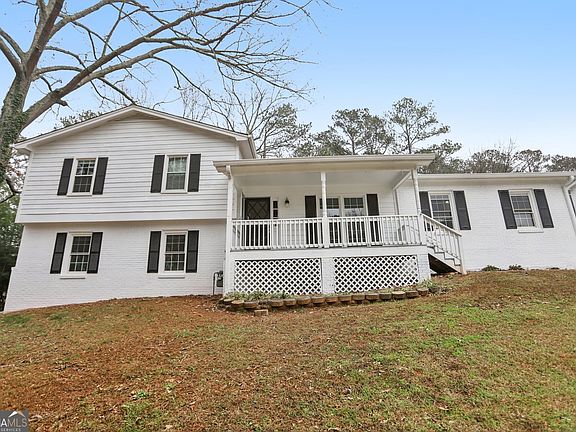 2nd image of 5214 Parkside Dr SE