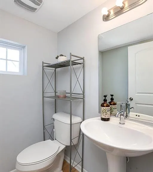 67 Kalter Dr — Photo 11