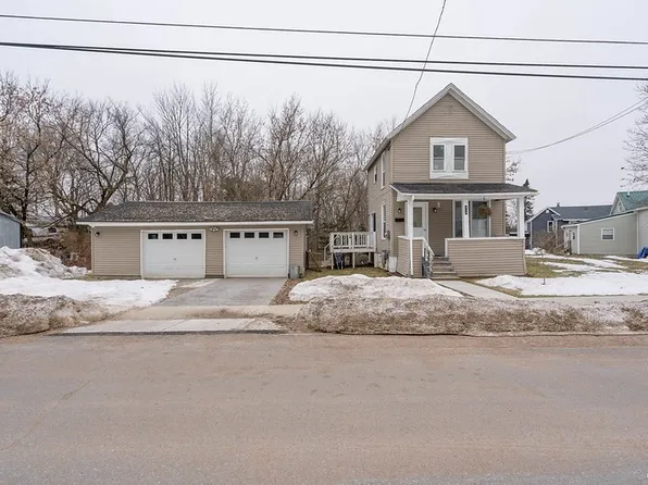 839 Edwards St, Carthage, NY 13619