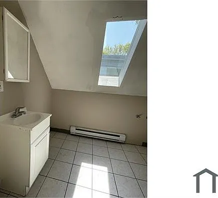 94 Chatham St #3 — Photo 9