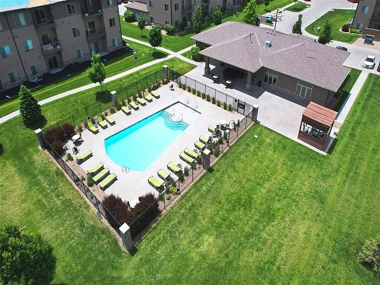 Community luxury pool at The Sterling at Kearney.