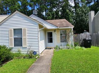 132 Greendale Rd, Virginia Beach, VA 23452