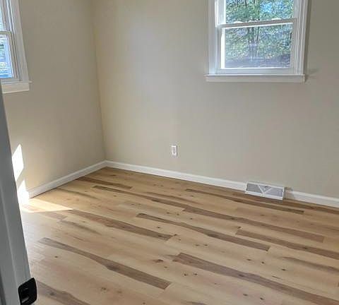 5th image of 313 Shoemaker Ln