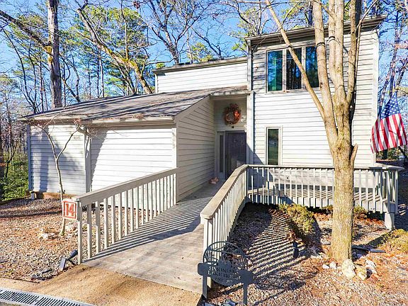 2nd image of 138 Silver Point Dr Unit 14