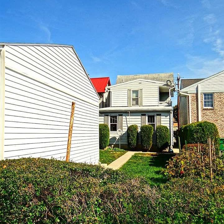 2nd image of 38 N 9th St