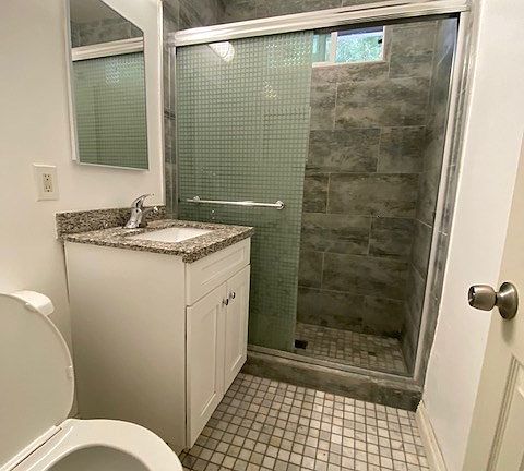 4th image of 3412 E 3rd St