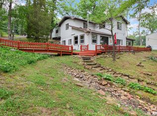 2900 Egyptian Hills Dr, Creal Springs, IL 62922