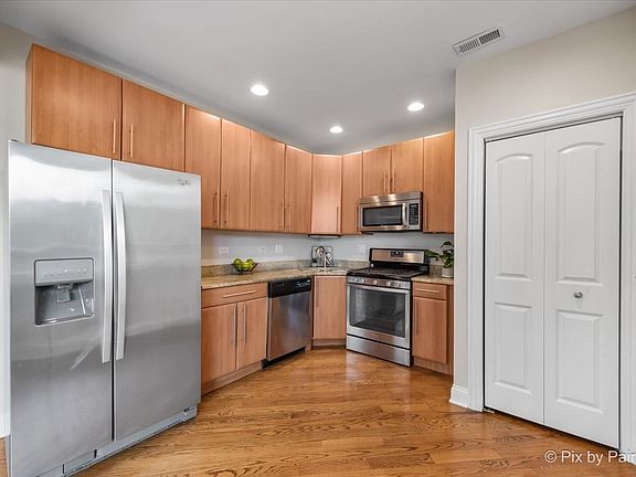 5th image of 5302 N Kedzie Ave #3