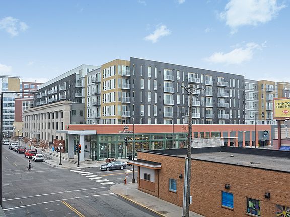 5th image of 500 Robert St #321