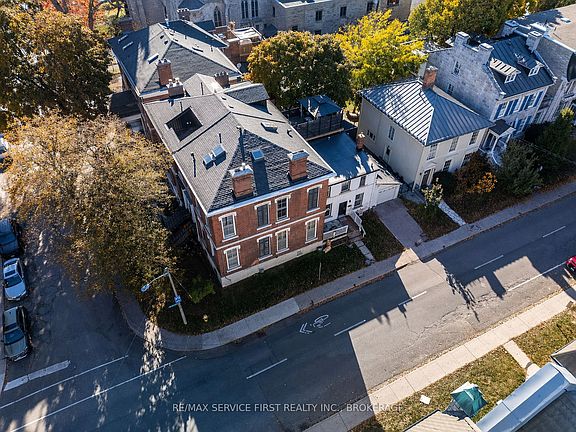 5th image of 94 Sydenham St
