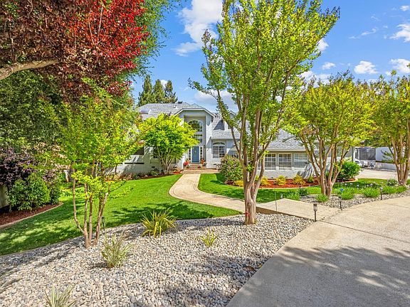 3rd image of 18216 Sparhawk Way
