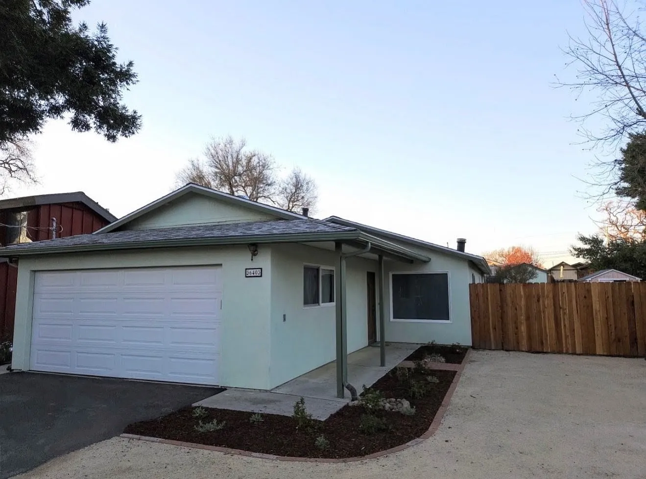 3 bed, 1170 sqft, $3,800 — Photo 2