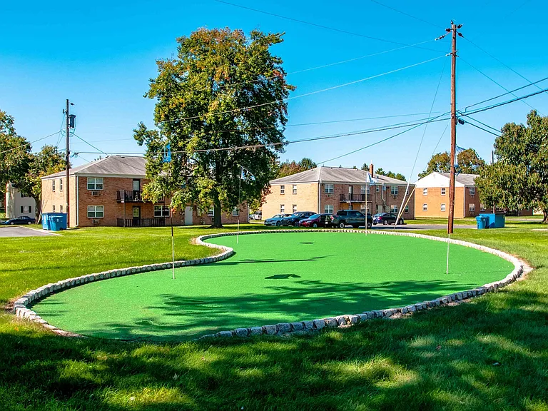 Camp Hill Plaza Apartment Homes — Photo 16