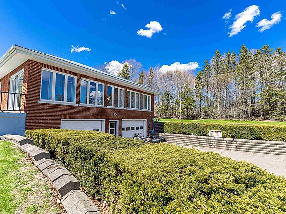 3rd image of 600 Malpeque Rd