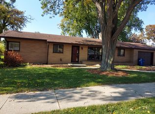 1114 N Osborne Blvd, Racine, WI 53405