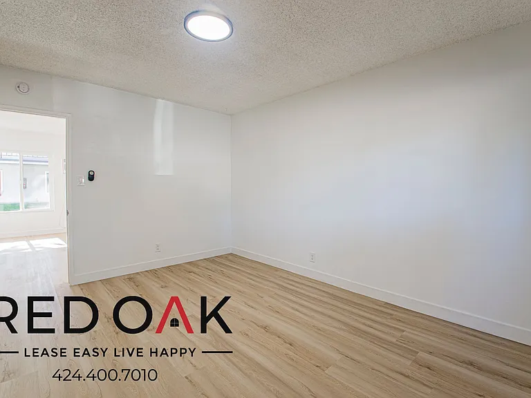 12605 Kensington Ln #4 — Photo 13