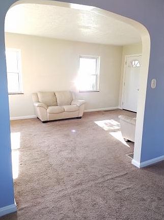3rd image of 106 Tebbs Ave