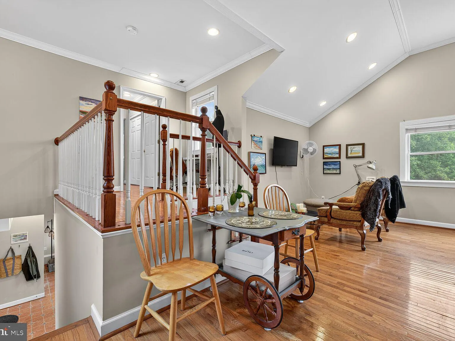 2 bed, 2.0 bath, 1300 sqft, $2,500 — Photo 4