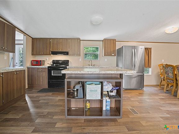4th image of 1167 County Road 441
