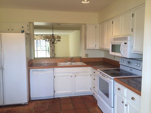 2nd image of 7900 Los Robles Ct