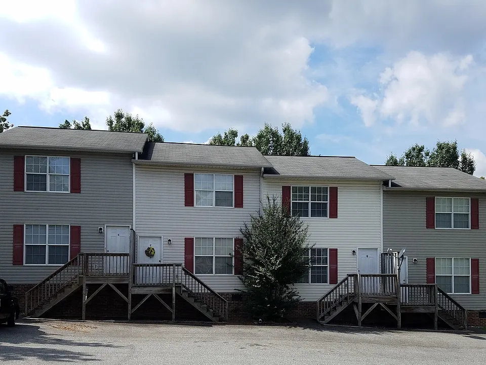 14 W Sunrise Ave