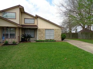 7402 Alegria Dr, Houston, TX 77083