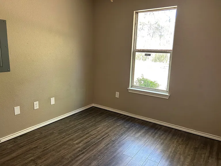 434 S Nixon St — Photo 8